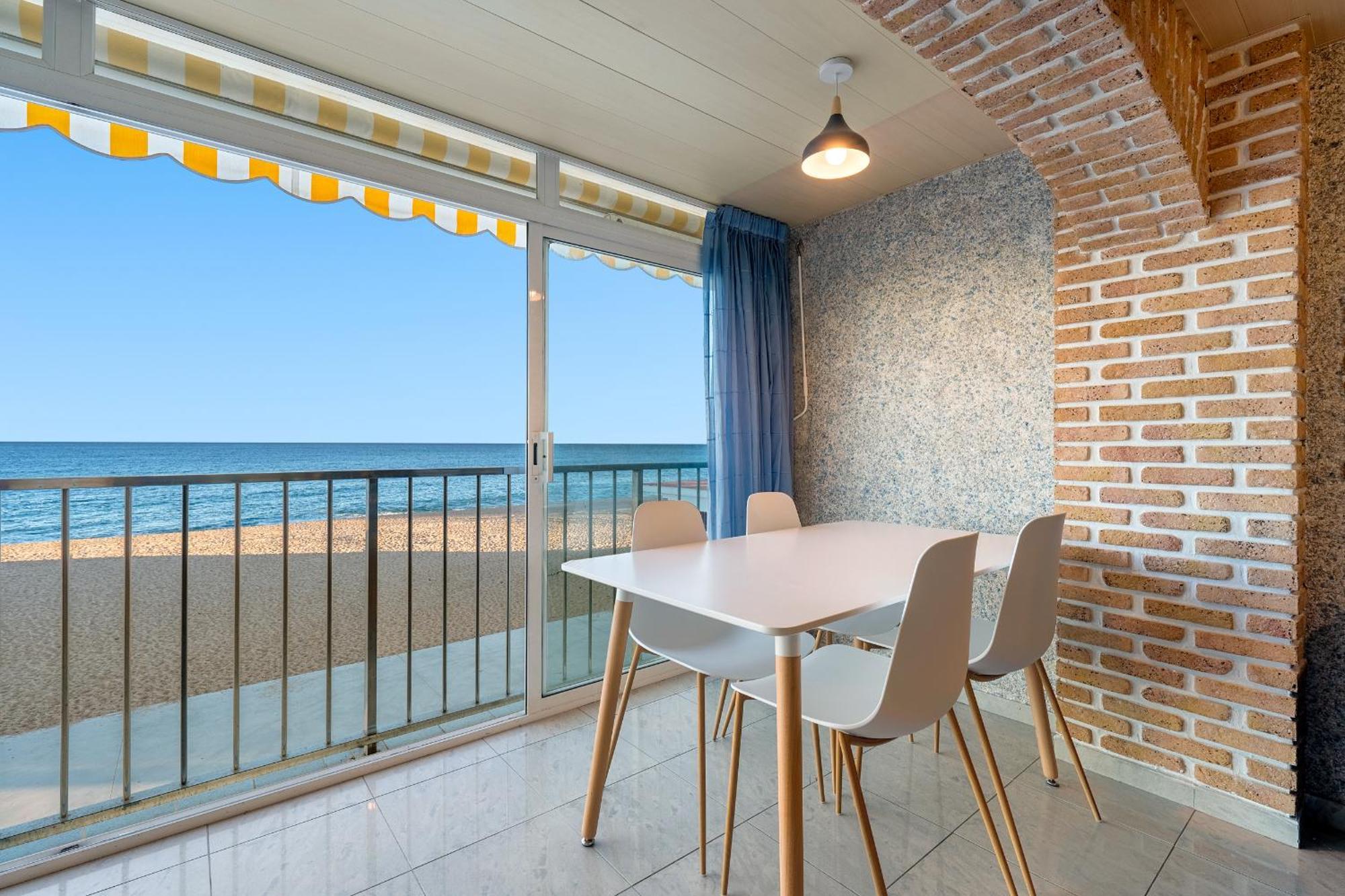 Hauzify I Apartament Plenamar Кастел Пладжа де Аро Екстериор снимка